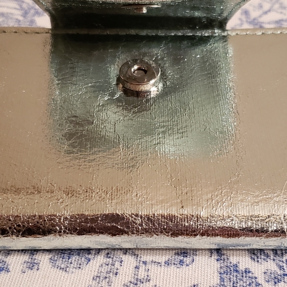 Adrienne Vittadini RFID Wallet - Picture 3 of 12